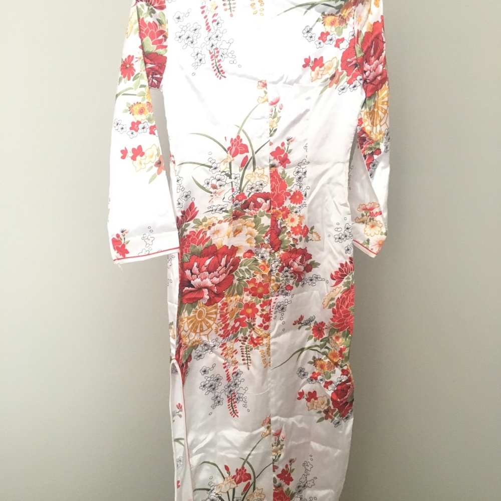 White Floral Satin Dress - Picture 2 of 3